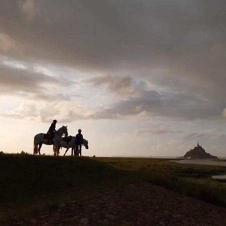 Gite Le Chausey Mont Saint Michel Pontorson Exteriör bild